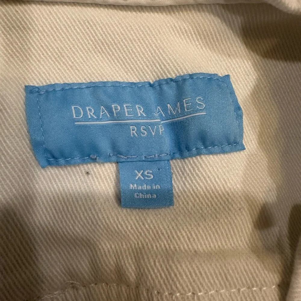 Draper James Women's White‎ denim Jacket - Picture 2 of 7